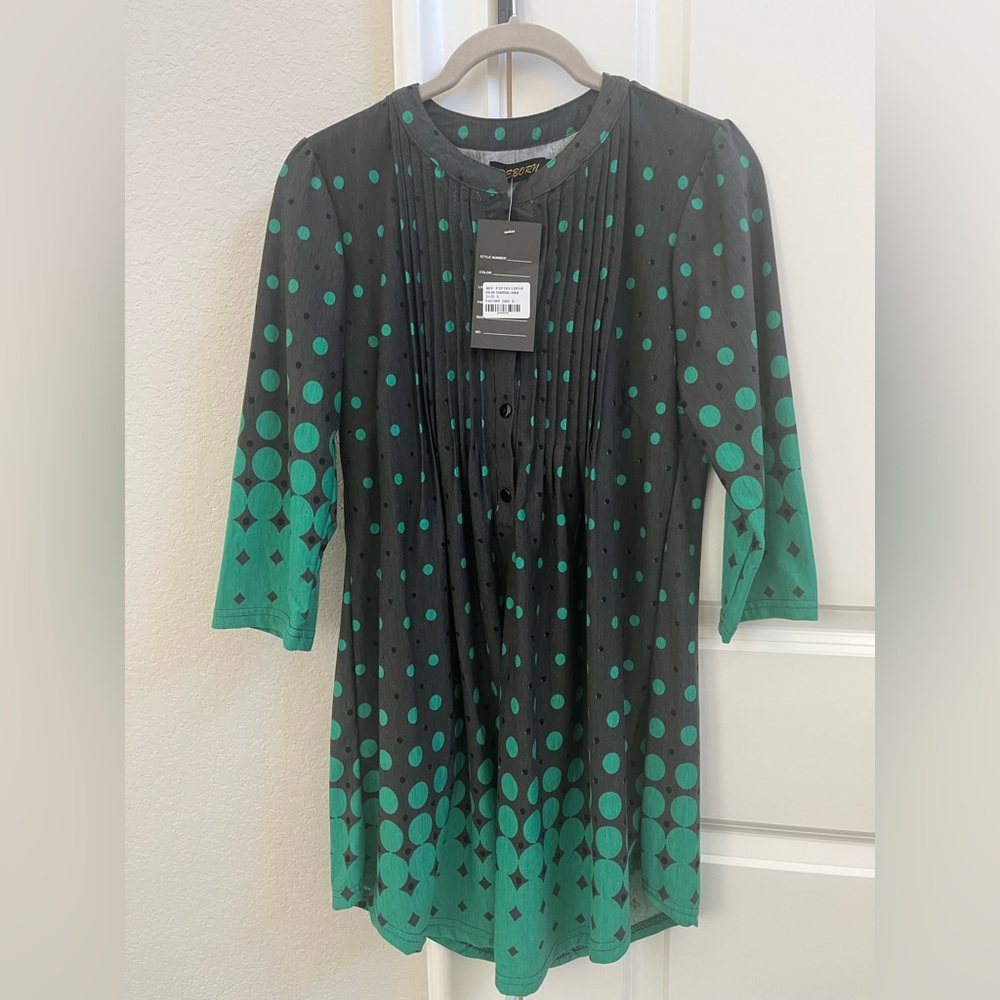 NWT - Small charcoal and green tunic